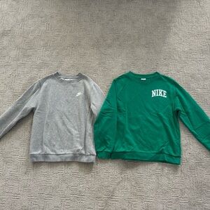 Nike sweatshirts boys XL